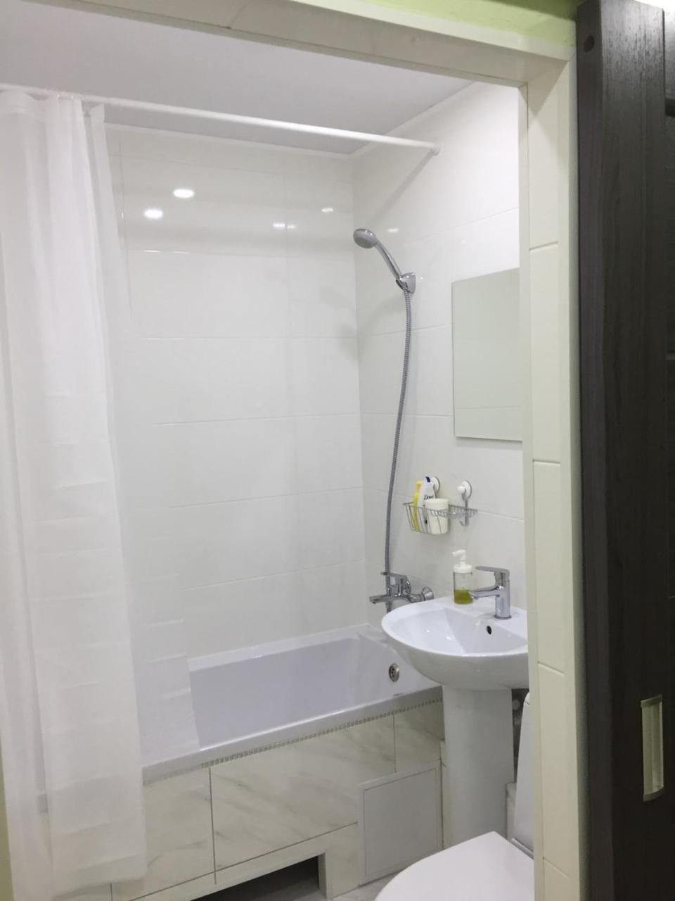 Apartment Near City Center On Peremohy Avenue 46 Chernihiv Exterior foto