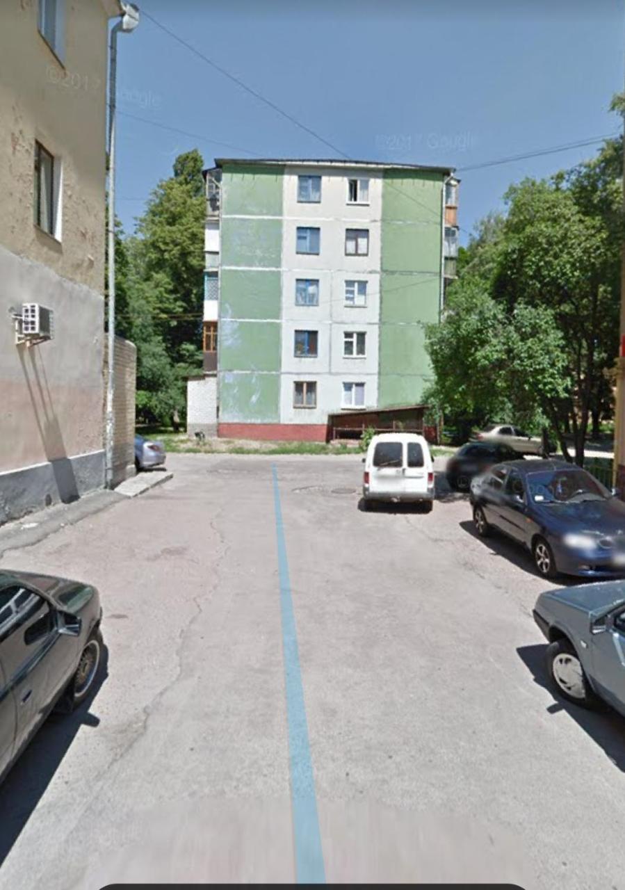 Apartment Near City Center On Peremohy Avenue 46 Chernihiv Exterior foto